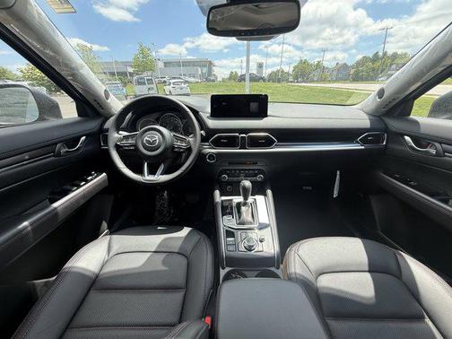 2025 Mazda CX-5 Carbon Edition
