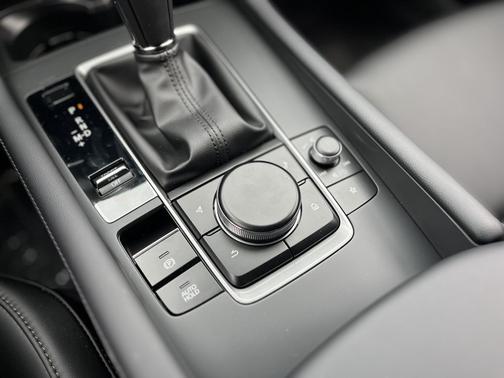 Jet Black Mica 2026 Mazda Mazda3 2.5 S Select Sport