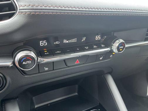2025 Mazda Mazda3 FWD w/Preferred Package