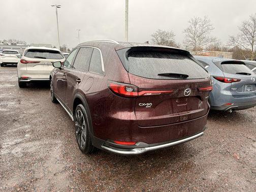 2025 Mazda CX-90 PHEV Premium Plus