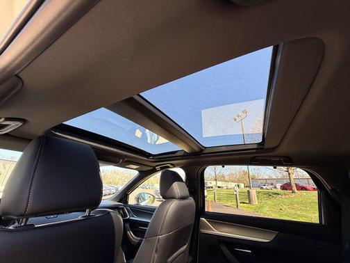 Rhodium White Premium 2025 Mazda CX-70 3.3 Turbo Premium Plus Package