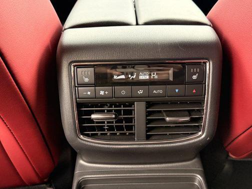 2023 Mazda CX-9 Carbon Edition