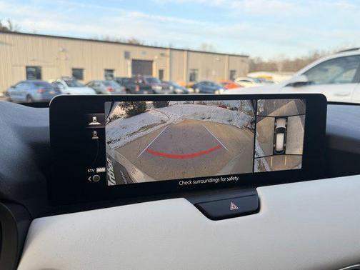 2024 Mazda CX-90 PHEV Premium Plus