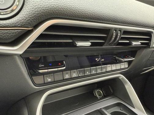 2025 Mazda CX-70 PHEV Premium Package