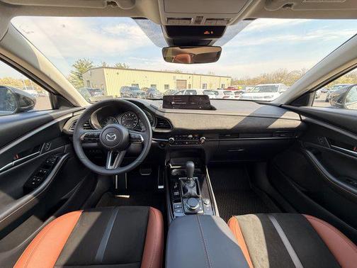 Zircon Sand Metallic 2024 Mazda CX-30 2.5 Carbon Turbo