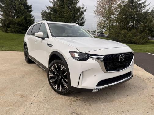 Rhodium White Premium 2026 Mazda CX-90 PHEV Premium Plus