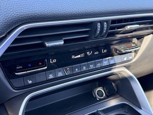 2024 Mazda CX-90 PHEV Premium