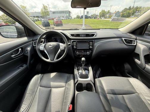 2015 Nissan Rogue SL