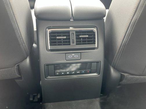 2025 Mazda CX-70 3.3 Turbo Preferred Package