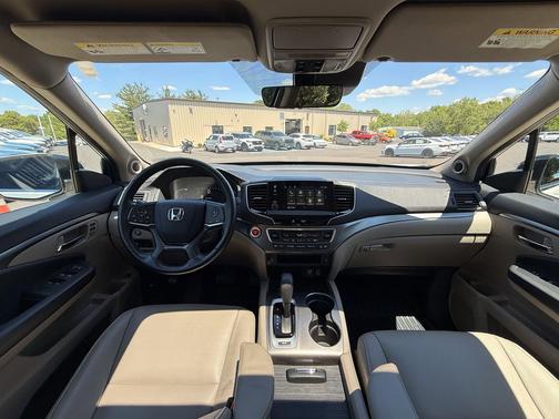 Crystal Black Pearl 2019 Honda Pilot EX-L