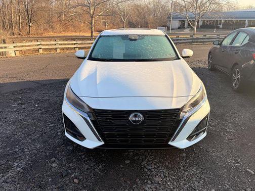 2024 Nissan Altima 2.5 SL