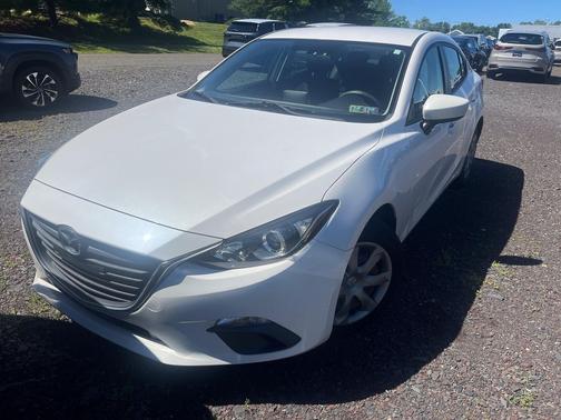 Snowflake White Pearl Mica 2015 Mazda Mazda3 i Sport