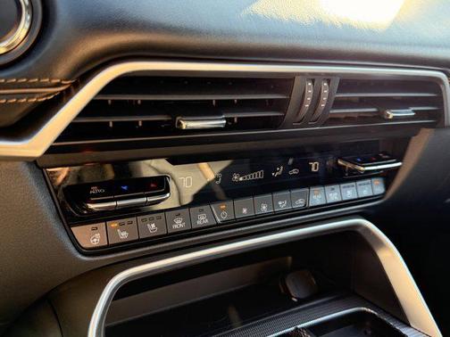 2024 Mazda CX-90 PHEV Premium Plus