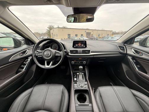 2018 Mazda Mazda3 Touring