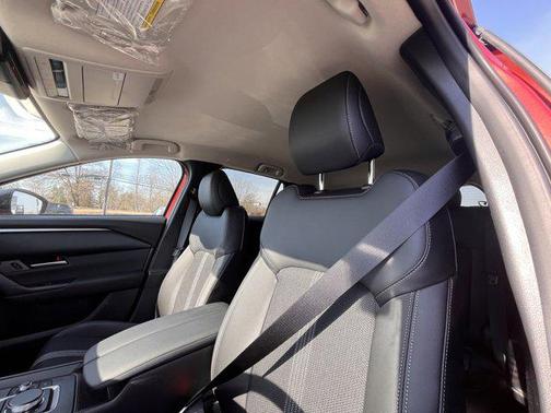 2025 Mazda CX-50 Hybrid Preferred Package