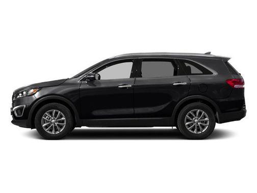 Titanium Silver 2017 Kia Sorento LX