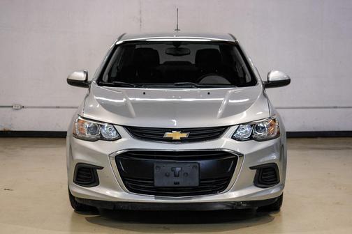Silver Ice Metallic 2020 Chevrolet Sonic LT