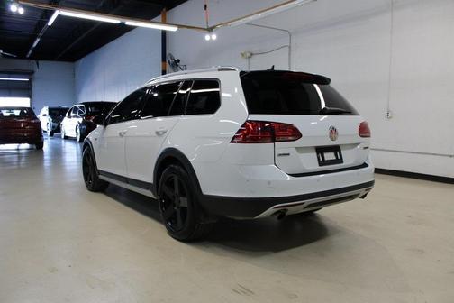 2017 Volkswagen Golf Alltrack TSI SE