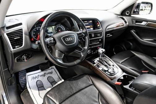 2017 Audi Q5 2.0T Premium Plus