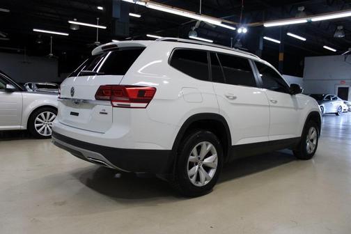 2018 Volkswagen Atlas 3.6L Launch Edition