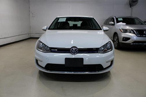 2016 Volkswagen e-Golf SE