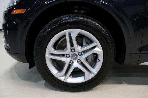 2018 Audi Q5 2.0T Tech Premium