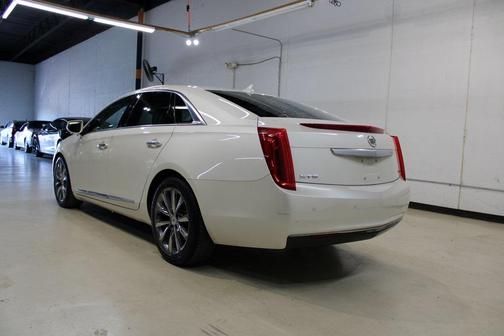 2013 Cadillac XTS Base