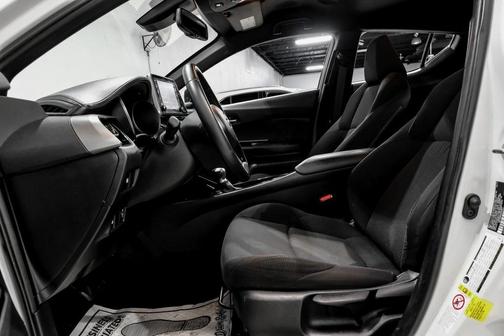 2019 Toyota C-HR XLE