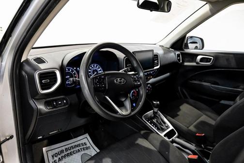 2021 Hyundai VENUE SE