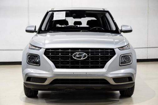2021 Hyundai VENUE SE