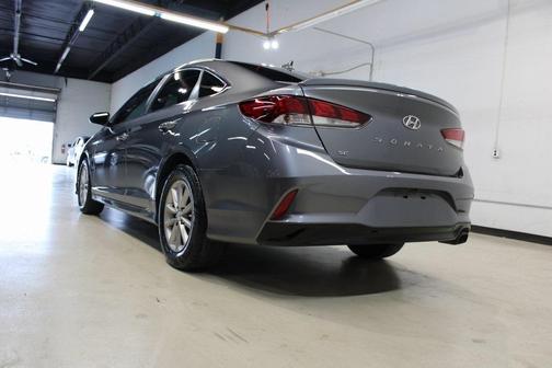 2018 Hyundai SONATA SE