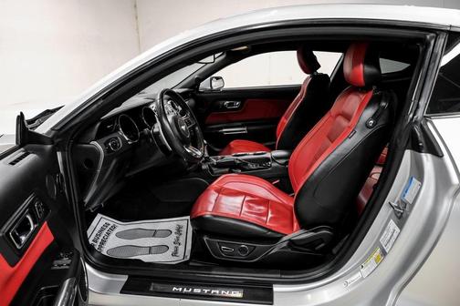 2017 Ford Mustang EcoBoost Premium