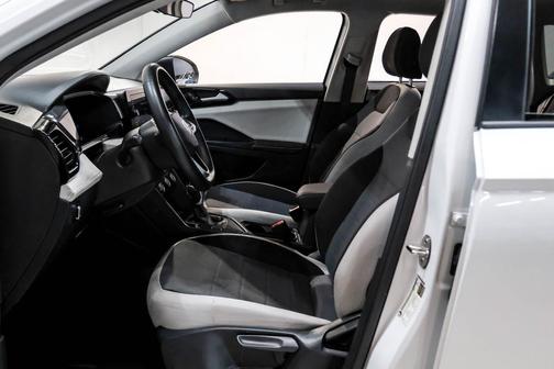 Pure White 2025 Volkswagen Taos 1.5T S