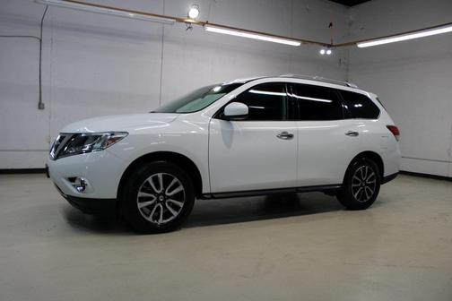 2015 Nissan Pathfinder SV