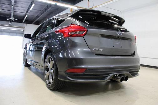 2017 Ford Focus ST Base