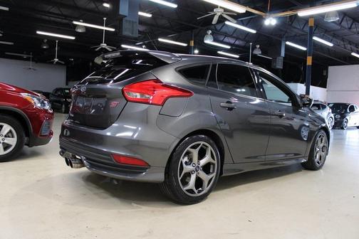2017 Ford Focus ST Base