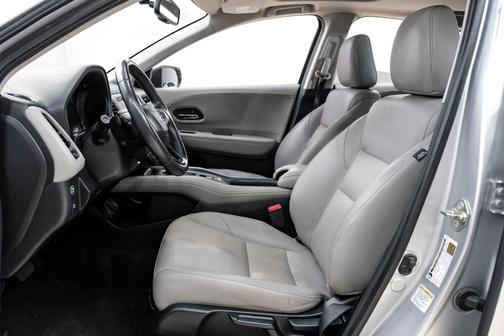 Alabaster Silver Metallic 2016 Honda HR-V EX-L w/Navigation