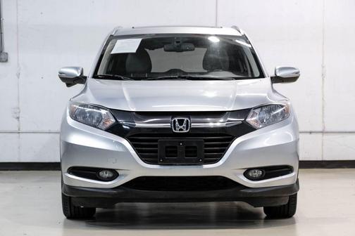 Alabaster Silver Metallic 2016 Honda HR-V EX-L w/Navigation