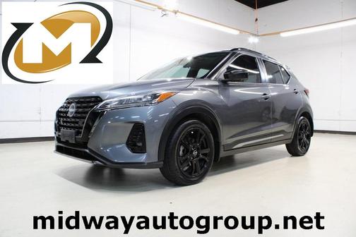 2022 Nissan Kicks SR
