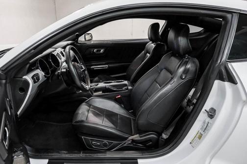 2017 Ford Mustang EcoBoost Premium