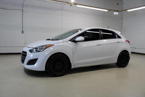 2016 Hyundai Elantra GT Base