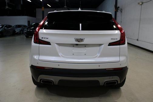 2021 Cadillac XT4 Premium Luxury