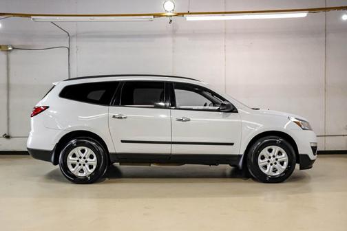 2017 Chevrolet Traverse LS