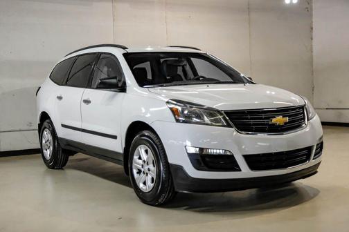 2017 Chevrolet Traverse LS