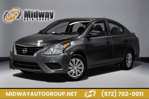 Gun Metallic 2019 Nissan Versa 1.6 S Plus