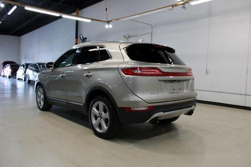 2015 Lincoln MKC Base