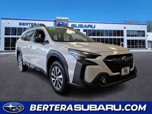 Crystal White Pearl 2025 Subaru Outback Premium