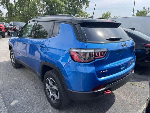 Laser Blue 2022 Jeep Compass Trailhawk
