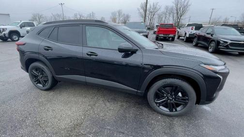 Mosaic Black Metallic 2026 Chevrolet Trax ACTIV
