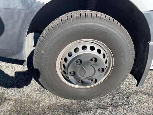 2016 Mercedes-Benz Sprinter 3500 170 WB